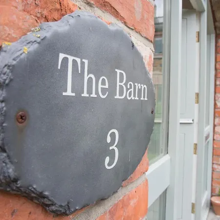 Decoy Country نافان