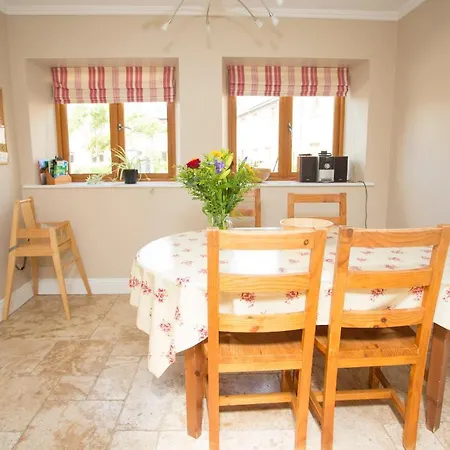 Decoy Country منزل ريفي