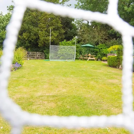 Decoy Country * Navan