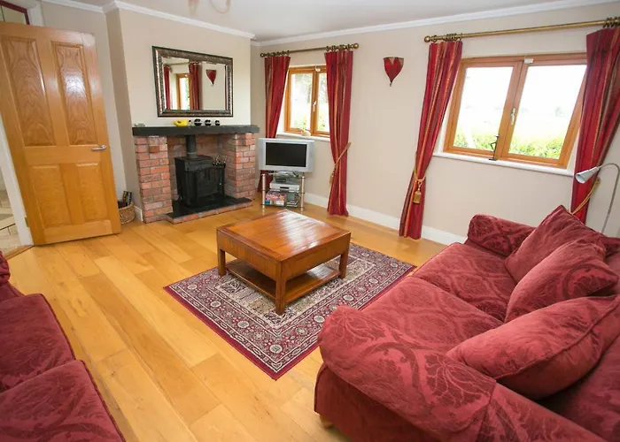 Decoy Country * Navan