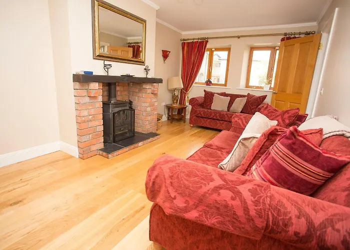 Decoy Country * Navan