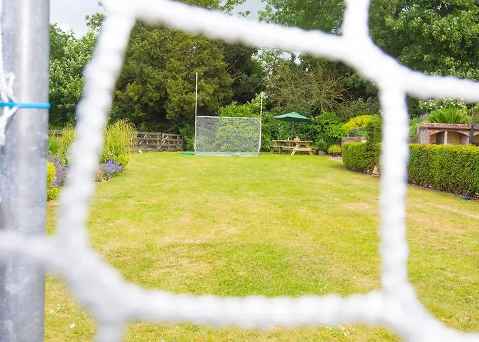 Decoy Country * Navan