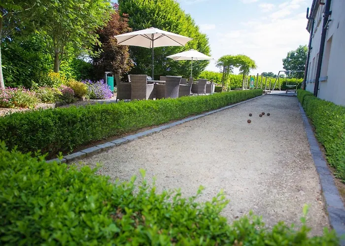 Decoy Country * Navan